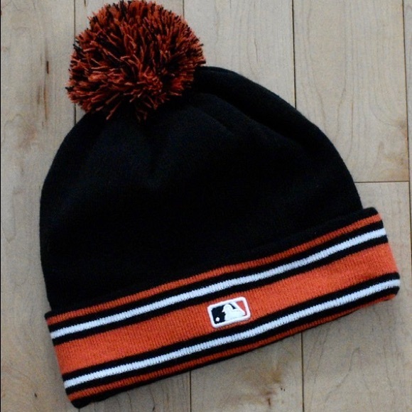 Baltimore Orioles Pom Winter Knit Hat - Picture 2 of 2